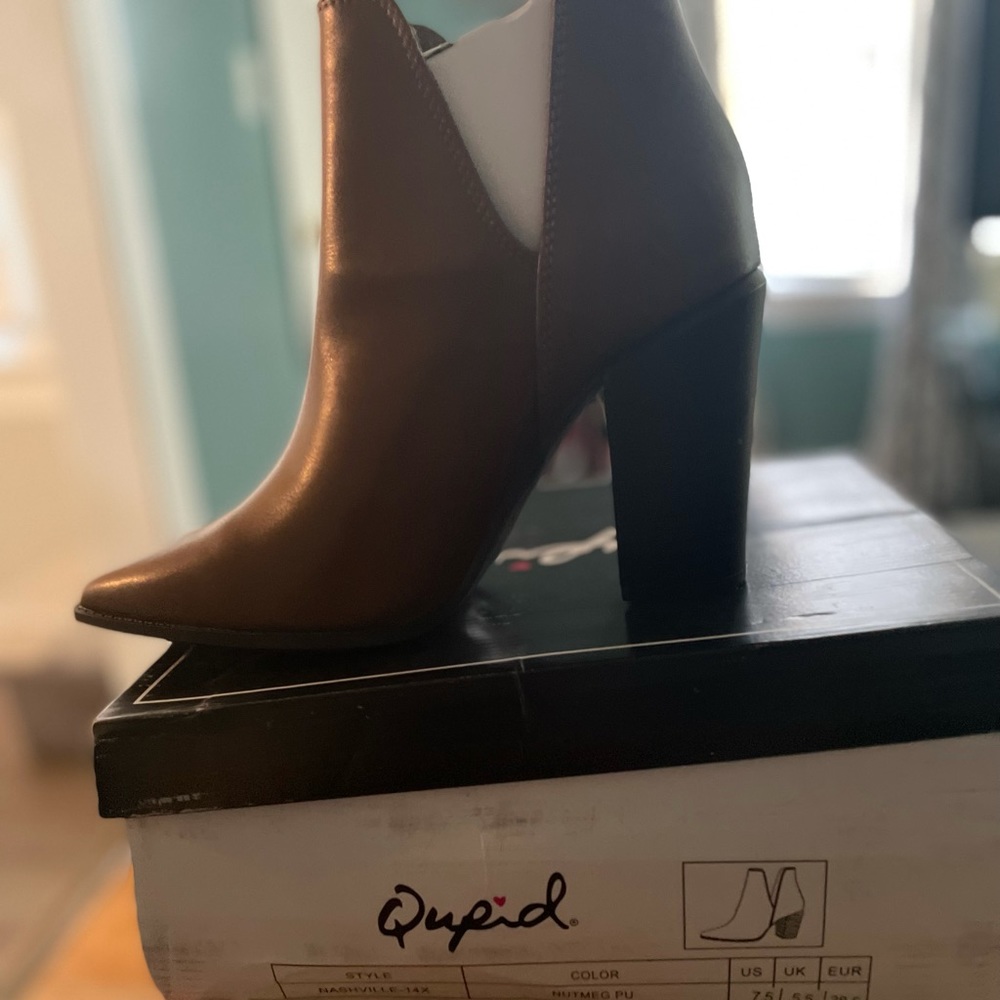 Qupid Ankle Boots